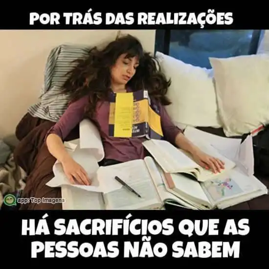Por trás das realizações